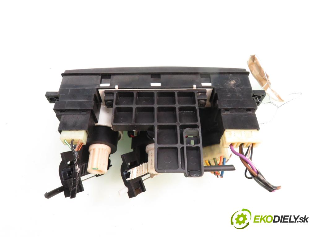 DAEWOO MATIZ (M100, M150) HB 2000 38,00 0.8 52 - F8CV 796,00 Panel kúrenia KLIMATIZACE: 