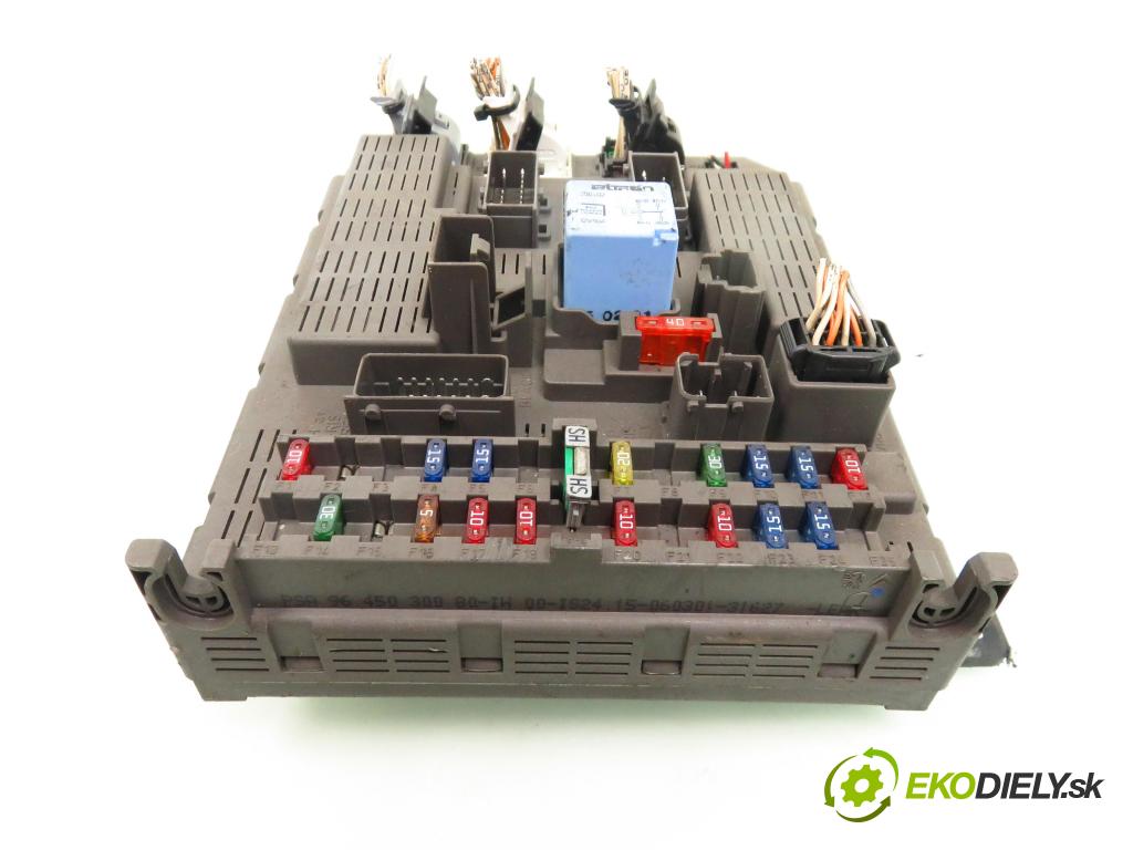 CITROEN C5 I (DC_) LIFTBACK 2001 85,00 1.8 16V (DC6FZB, DC6FZE) - 6FZ (EW7J4) 1749,00 MODUL BSI 9645030080