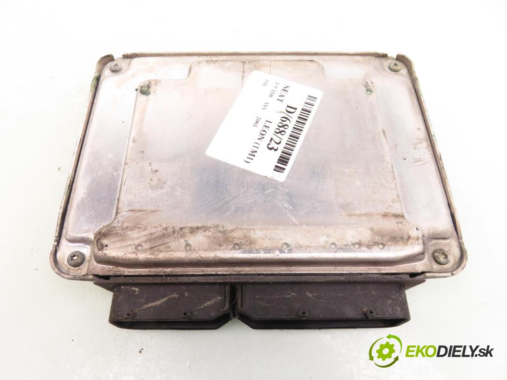 SEAT LEON (1M1) HB 2003 81,00 1.9 TDI 110 - ASV 1896,00 řídící jednotka motora 038906012FK; 0281010683