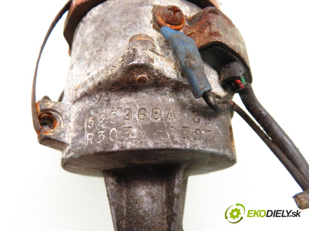 PEUGEOT 405 I (15B) - 1988 0,00 1.6 - B2A (XU52C/K) 1580,00 Rozdeľovač zapaľovací 525368A