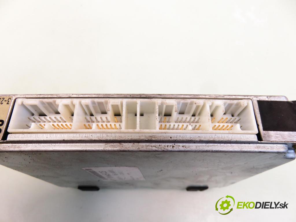 LEXUS IS I (JCE1_, GXE1_) SEDAN 1999 114,00 200 (GXE10) - 1G-FE 1988,00 řídící jednotka motora 8966153030; 1753002541