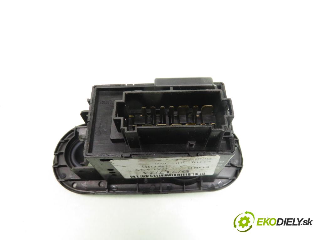 FORD GALAXY (WGR) MINIVAN 1998 66,00 1.9 TDI - AHU 1896,00 přepínač světla 7M1941531L; 95VW13K196ACW