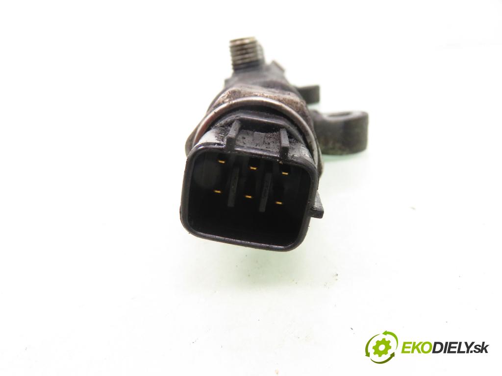 LEXUS IS II (_E2_) SEDAN 2006 130,00 220d (ALE20) 177 - 2AD-FHV 2231,00 Lišta vstrekovacia  (Vstrekovacie lišty)