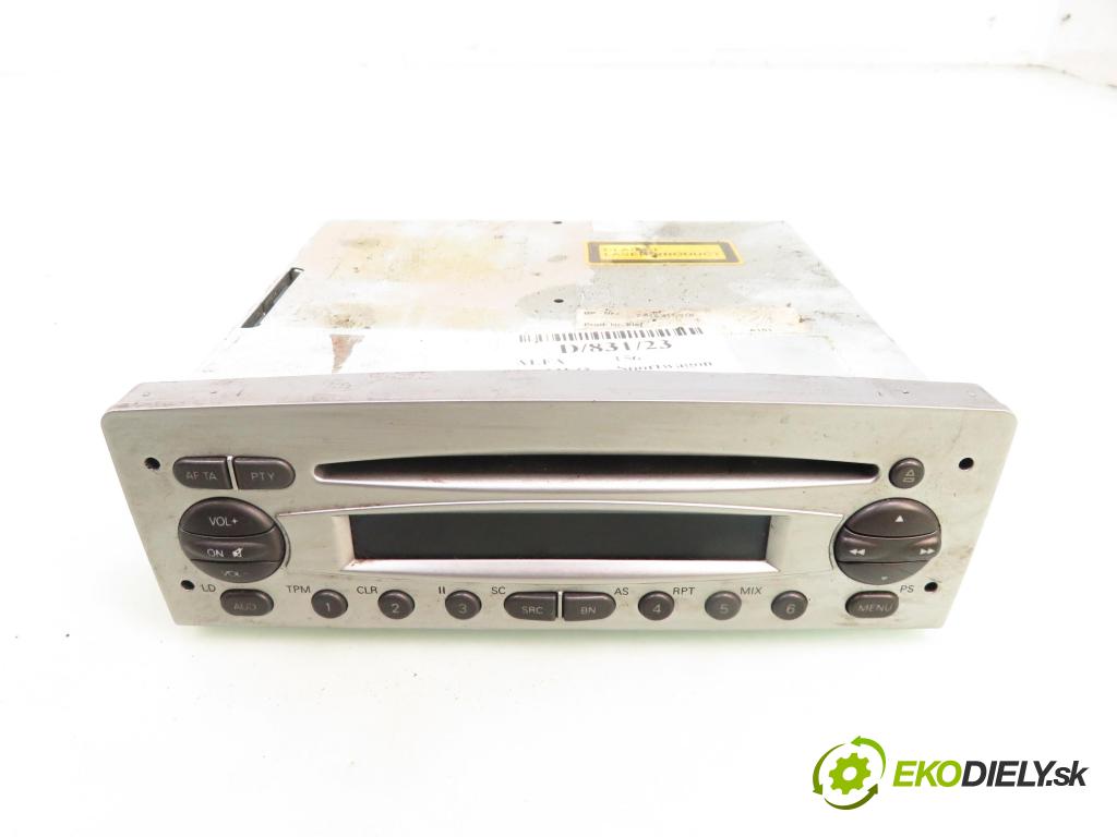 ALFA ROMEO 156 Sportwagon (932_) KOMBI 2004 103,00 1.9 JTD 16V - 192 A5.000 1910,00 RADIO CD 7643311316