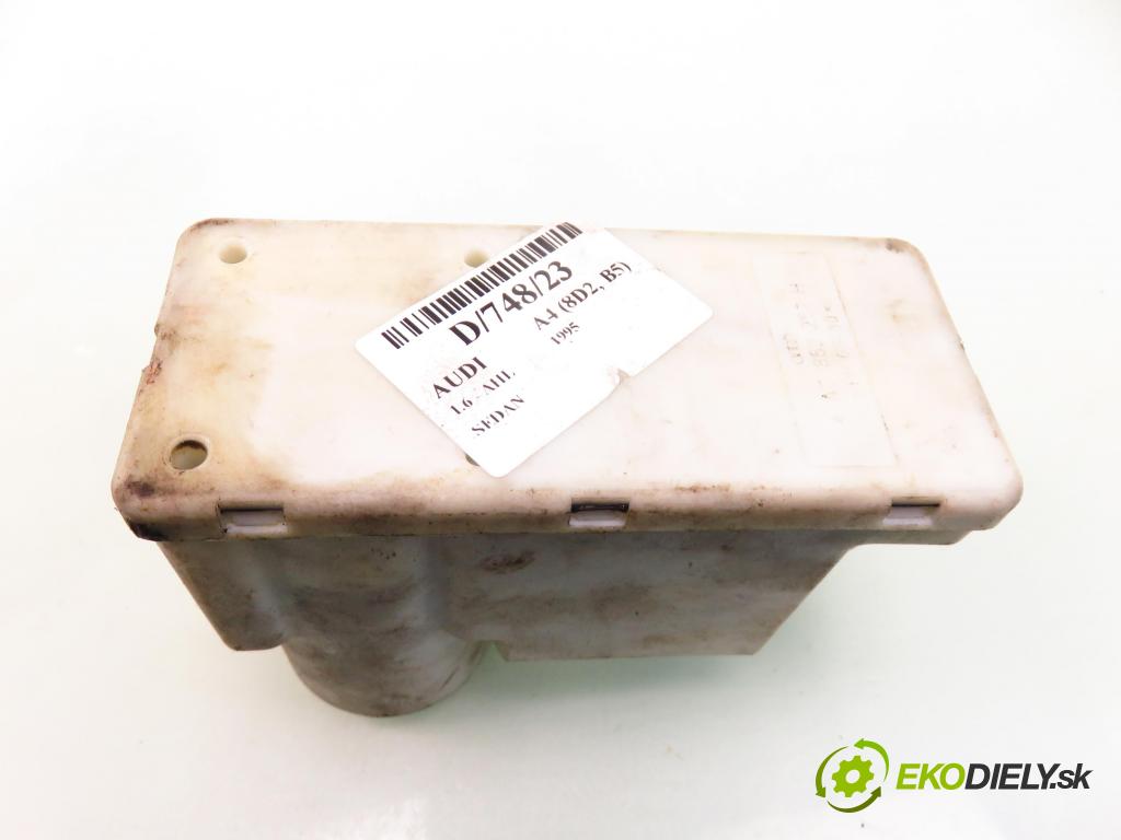 AUDI A4 (8D2, B5) SEDAN 1995 74,00 1.6 - AHL 1595,00 pumpa zámku centrálneho 4A0862257H