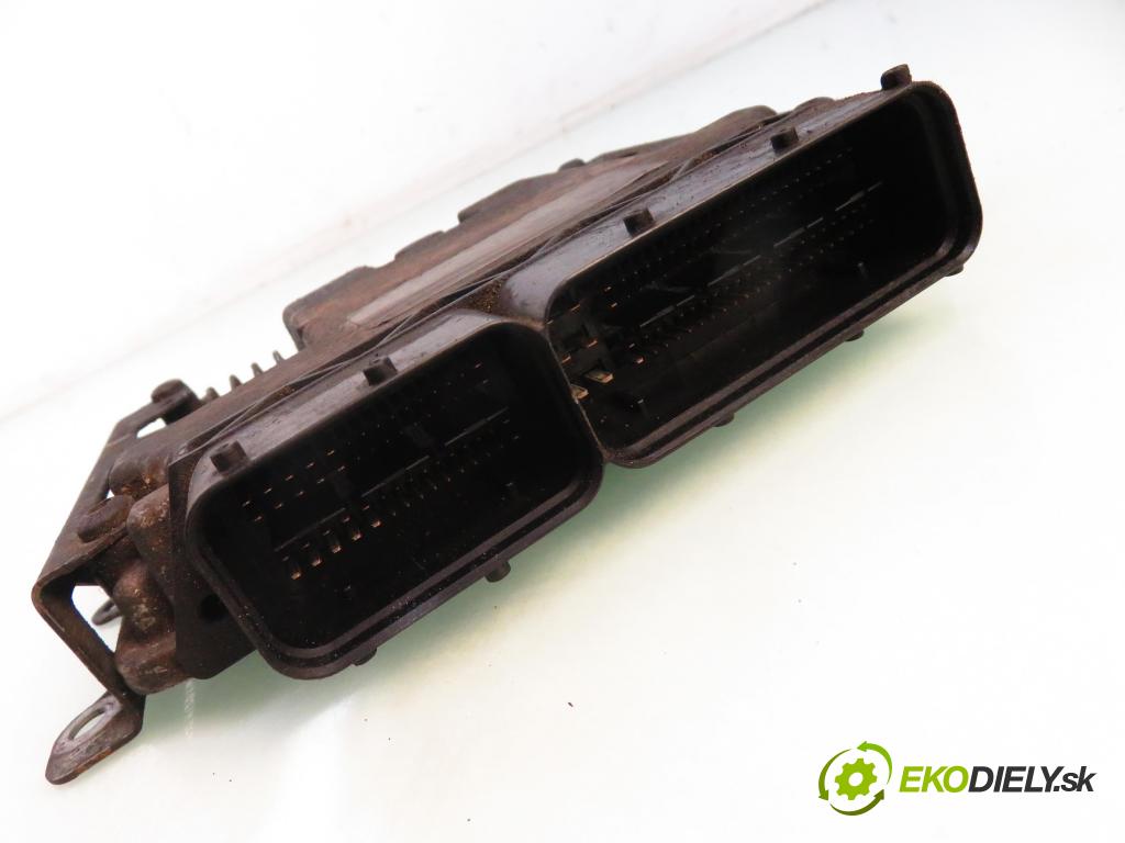ALFA ROMEO 156 Sportwagon (932_) KOMBI 2004 103,00 1.9 JTD 16V - 192 A5.000 1910,00 řídící jednotka motora 0281011425; 55198815