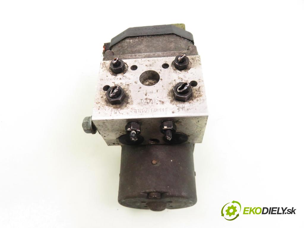 VW PASSAT B5.5 (3B3) SEDAN 2002 96,00 1.9 TDI - AWX 1896,00 Pumpa ABS 0273004573; 0265220621; 3B0614111 (Pumpy ABS)
