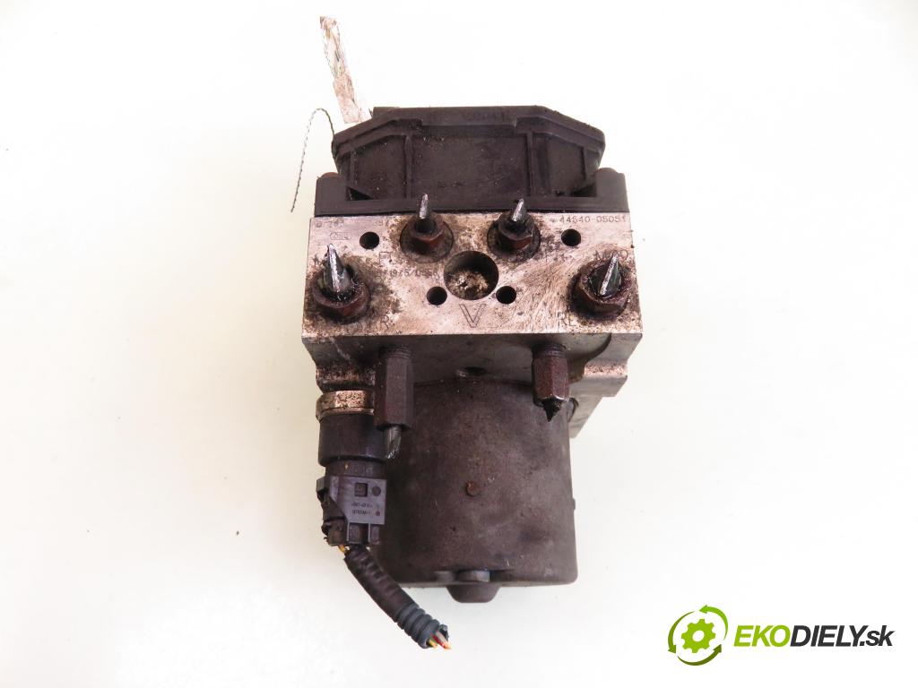 TOYOTA AVENSIS sedan (_T25_) SEDAN 2008 85,00 2.0 D-CAT 116- 1CD-FTV 1995,00 Pumpa ABS 8954105100; 0265950178; 4454005051 (Pumpy ABS)