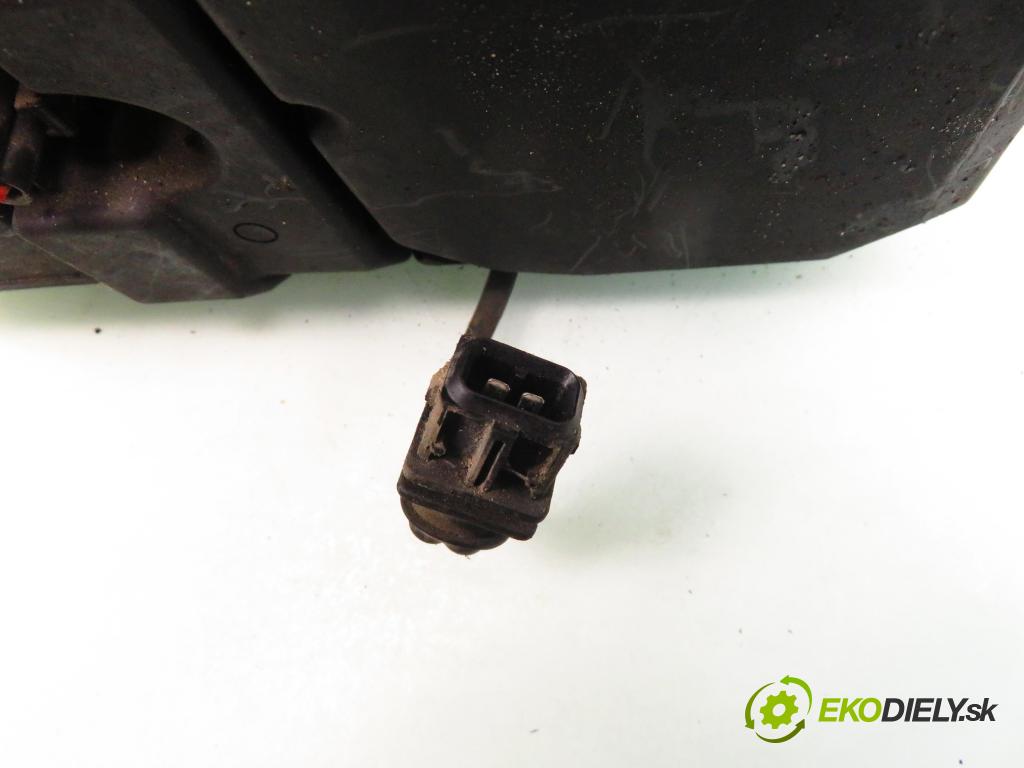 CHRYSLER VOYAGER IV (RG, RS) VAN 2003 105,00 2.5 CRD 143 - ENJ 2499,00 Webasto 98368C (Webasto ohřívače)