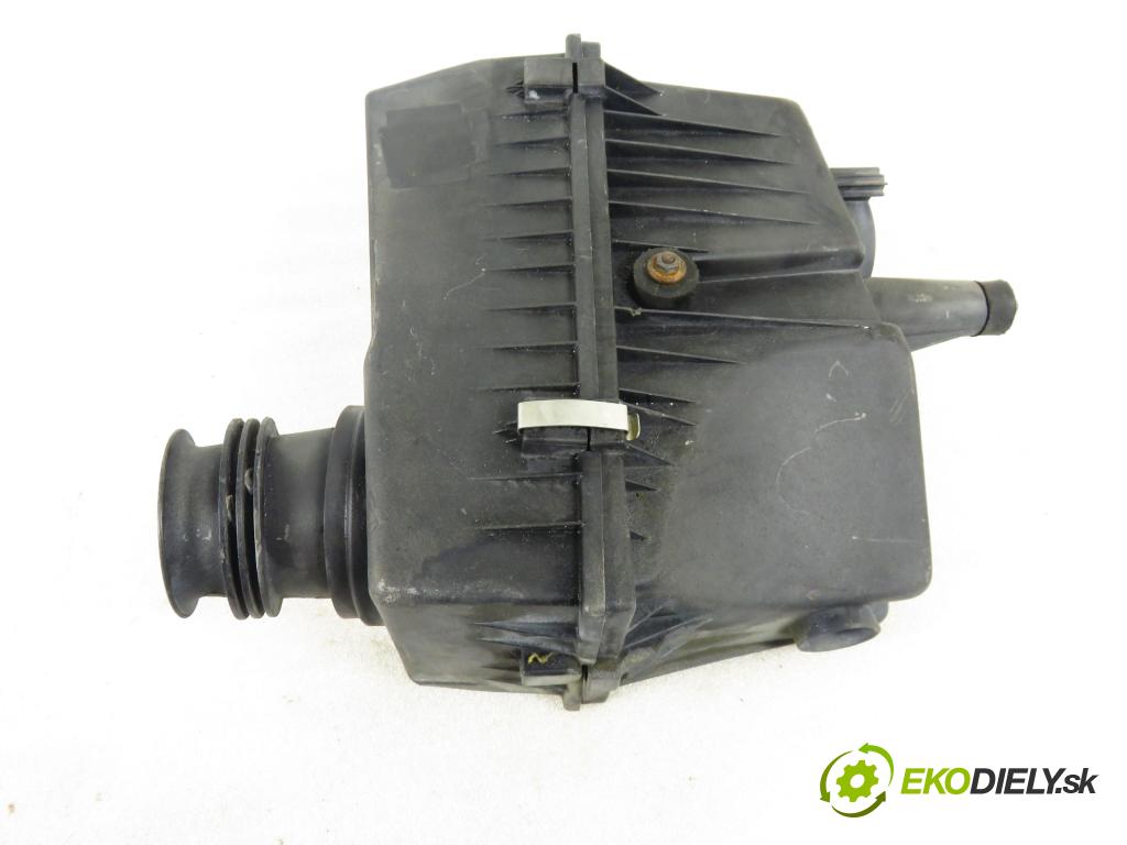 BMW 5 Touring (E34) KOMBI 1996 110,00 520 i - M50 B20 (206S2) 1991,00 Obal filtra vzduchu  (Obaly filtrov vzduchu)