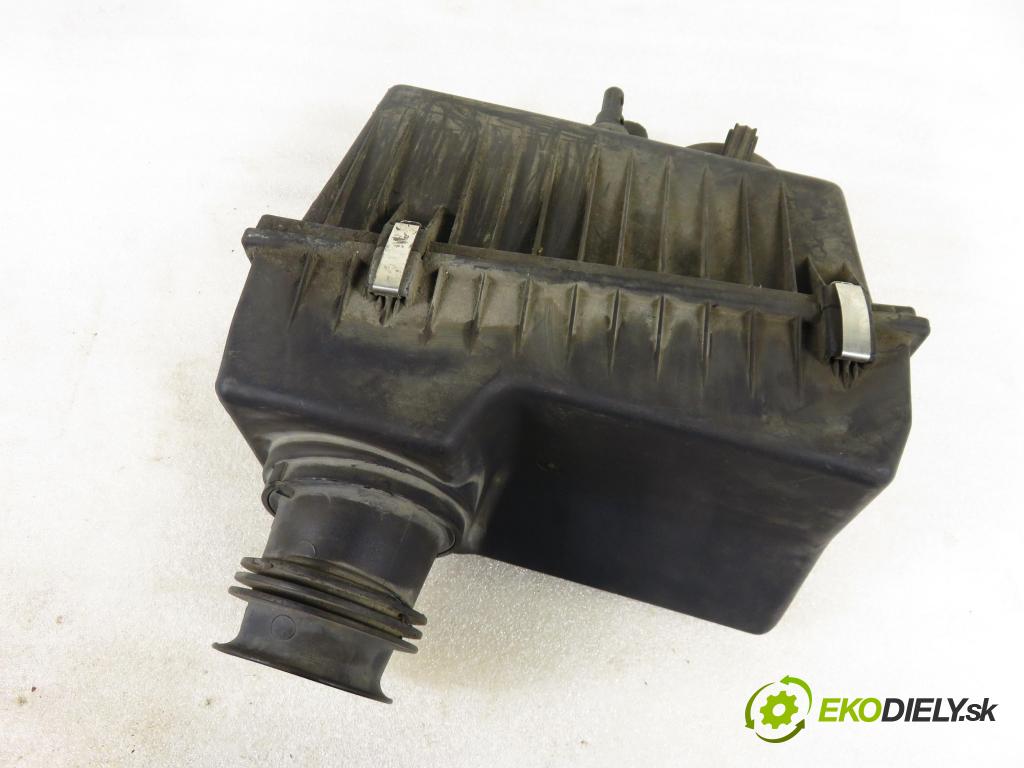 BMW 5 Touring (E34) KOMBI 1996 110,00 520 i - M50 B20 (206S2) 1991,00 Obal filtra vzduchu  (Obaly filtrov vzduchu)