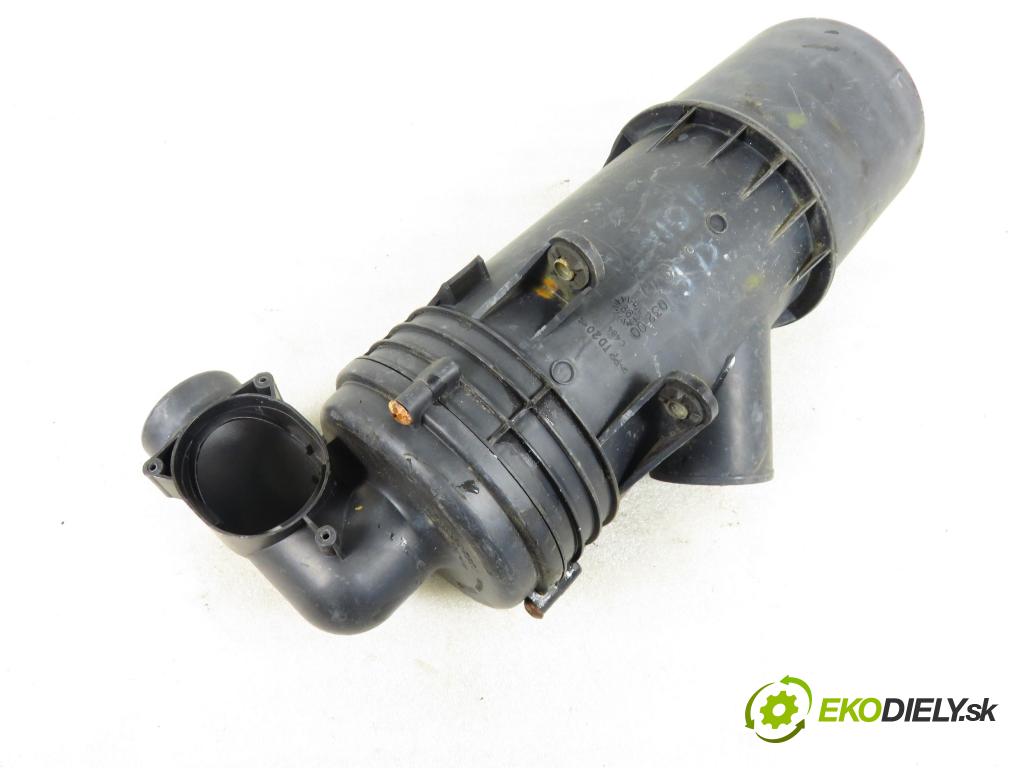 FIAT PUNTO (188_) HB 2001 44,00 1.9 DS 60 (188.031, .051, .231, .251) - 188 A3.000 1910,00 Obal filtra vzduchu 46755082 ; 735275094 (Obaly filtrov vzduchu)