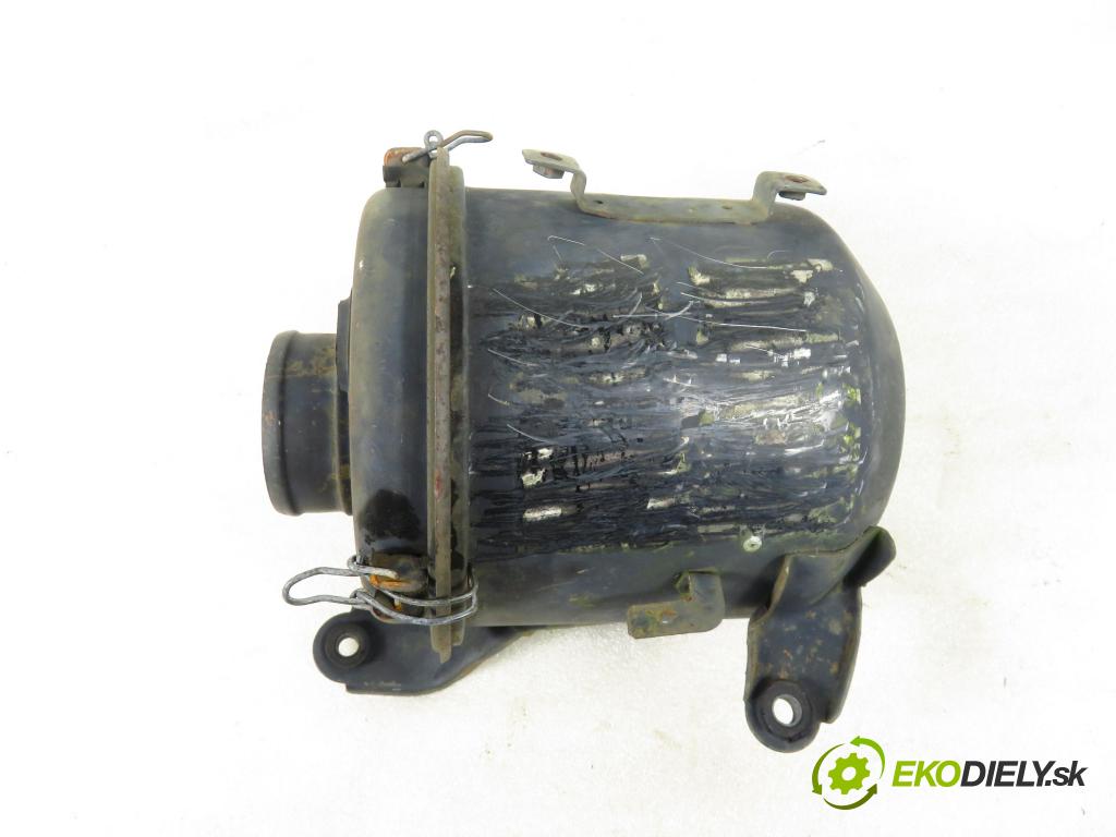 HYUNDAI SANTAMO MINIVAN 2000 77,00 2 - G4CP 1997,00 Obal filtra vzduchu 2811033312 (Obaly filtrov vzduchu)