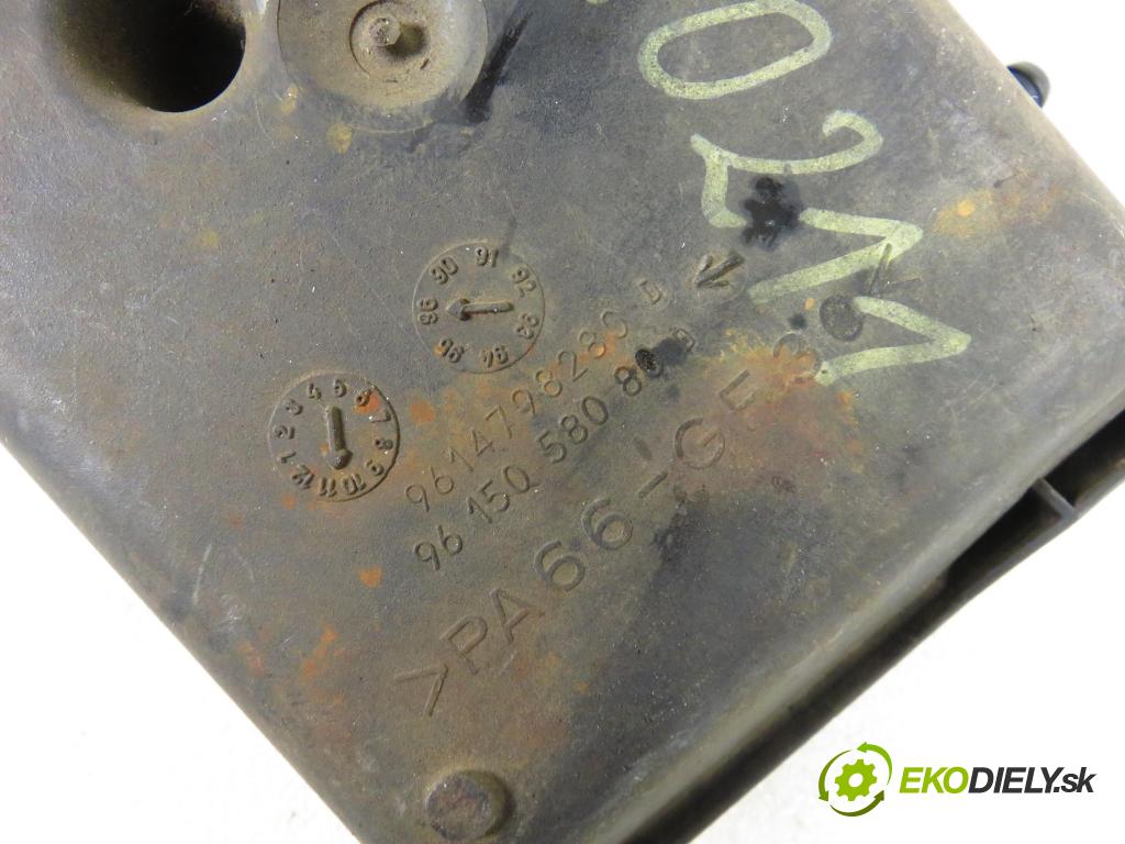 CITROEN SAXO (S0, S1) HB 2000 42,00 1.5 D - VJX (TUD5) 1527,00 Nádržka KOMPENZAČNÉ: 9614798280 ; 9615058080