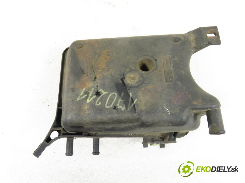 CITROEN SAXO (S0, S1) HB 2000 42,00 1.5 D - VJX (TUD5) 1527,00 Nádržka KOMPENZAČNÉ: 9614798280 ; 9615058080