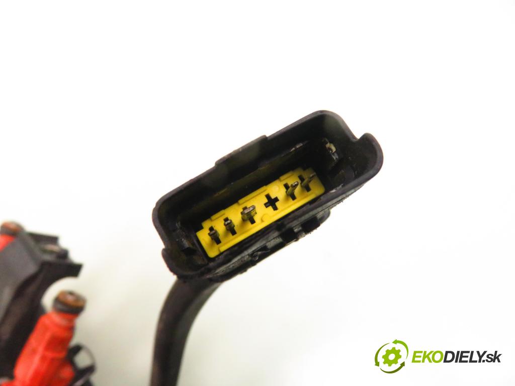 PEUGEOT 307 (3A/C) HB 2003 80,00 1.6 16V - NFU (TU5JP4) 1587,00 Lišta vstrekovacia 0280156034 (Vstrekovacie lišty)