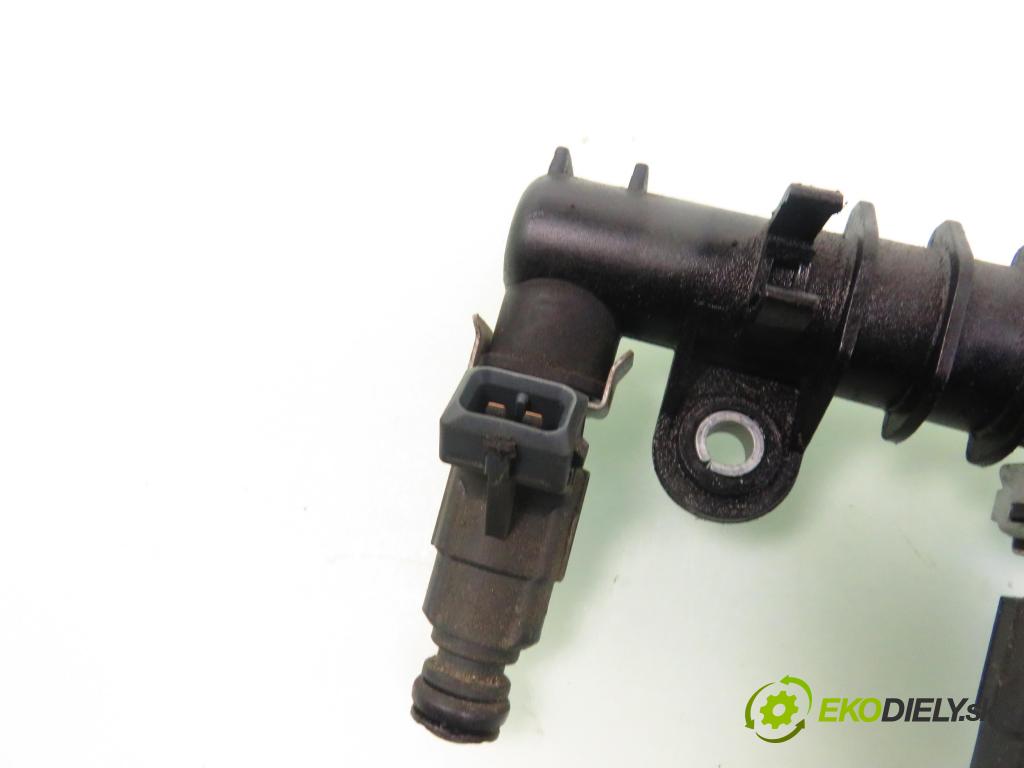 OPEL CORSA C (X01) HB 2003 55,00 1.2 16V 75 - Z 12 XE 1199,00 Lišta vstrekovacia 0280155965 ; 0280151076 (Vstrekovacie lišty)