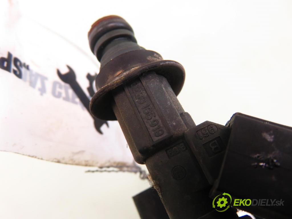 SEAT IBIZA II (6K1) HB 1999 44,00 1.4 i - AKK 1390,00 Lišta vstrekovacia 030906031J ; 0280155919  ; 0280160557 (Vstrekovacie lišty)