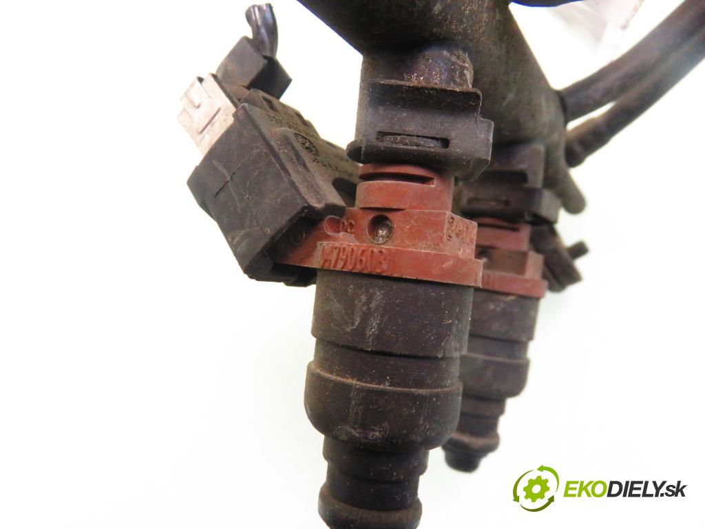 SKODA FELICIA II (6U1) HB 1999 40,00 1.3 - AMG 1289,00 Lišta vstrekovacia 047906031 (Vstrekovacie lišty)