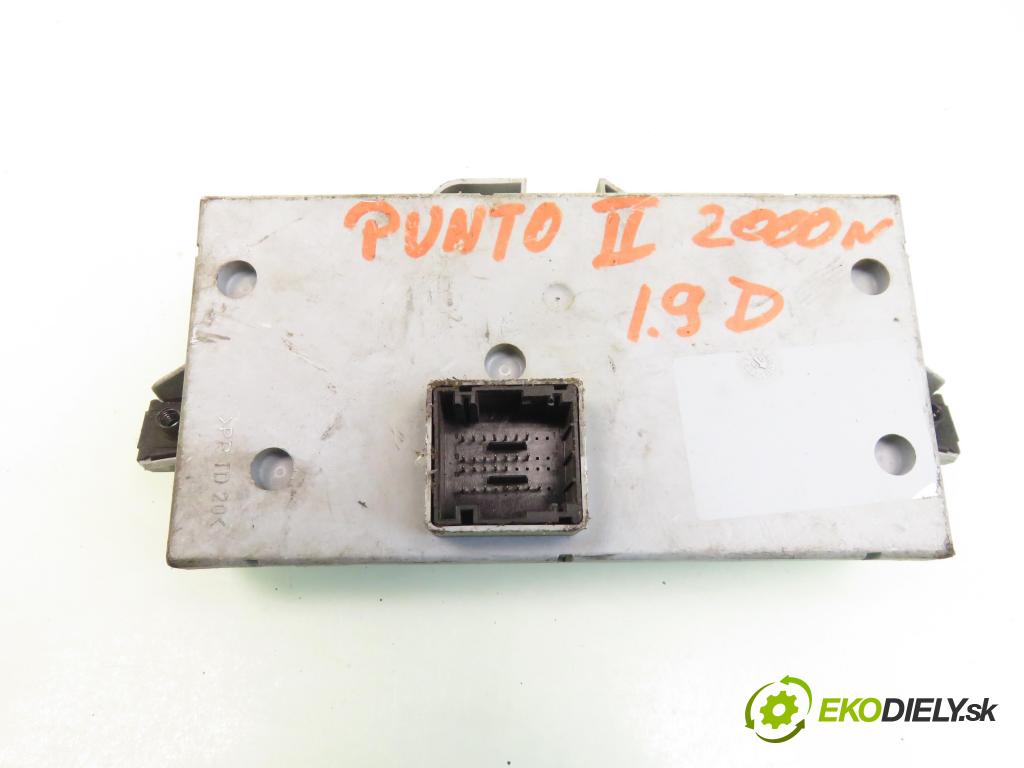 FIAT PUNTO (188_) HB 2001 1910,00 Skrzynki bezpieczników 1910,00 MODUL BSI 46774359