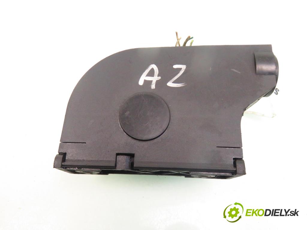 RENAULT SCENIC I (JA0/1_) MINIVAN 2000 75,00 1.9 dCi 102 - F9Q 732 1870,00 Potenciometer plynového pedálu 7700431919 (Pedále)