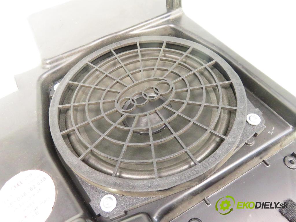 AUDI A4 Avant (8E5, B6) KOMBI 2004 120,00 2.5 TDI - BDG 2496,00 subwoofer 8E9035382 (Audio zariadenia)