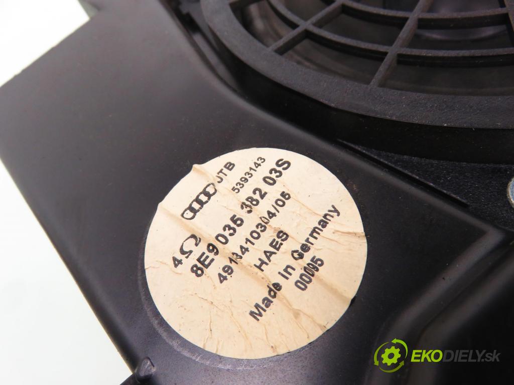 AUDI A4 Avant (8E5, B6) KOMBI 2004 120,00 2.5 TDI - BDG 2496,00 subwoofer 8E9035382 (Audio zariadenia)