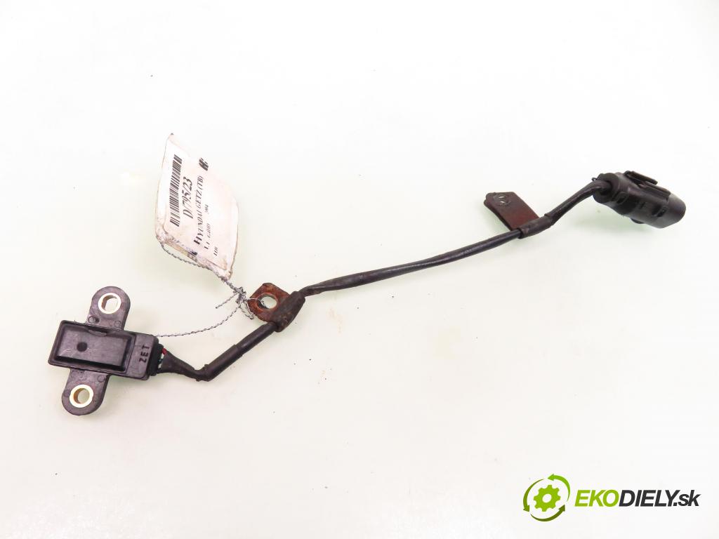 HYUNDAI GETZ (TB) HB 2004 46,00 1.1 - G4HD 1086,00 snímač polohy Vačkového hřídele / kliky klikového 3931002600