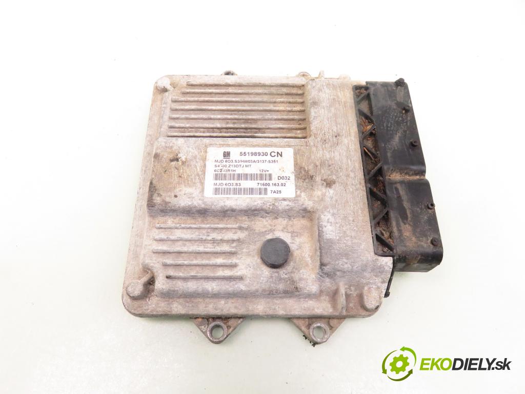 OPEL CORSA D (S07) HB 2007 55,00 1.3 CDTI - Z 13 DTJ 1248,00 Riadiaca jednotka Motor 55198930 ; 7160016302 ; MJD6O3S3