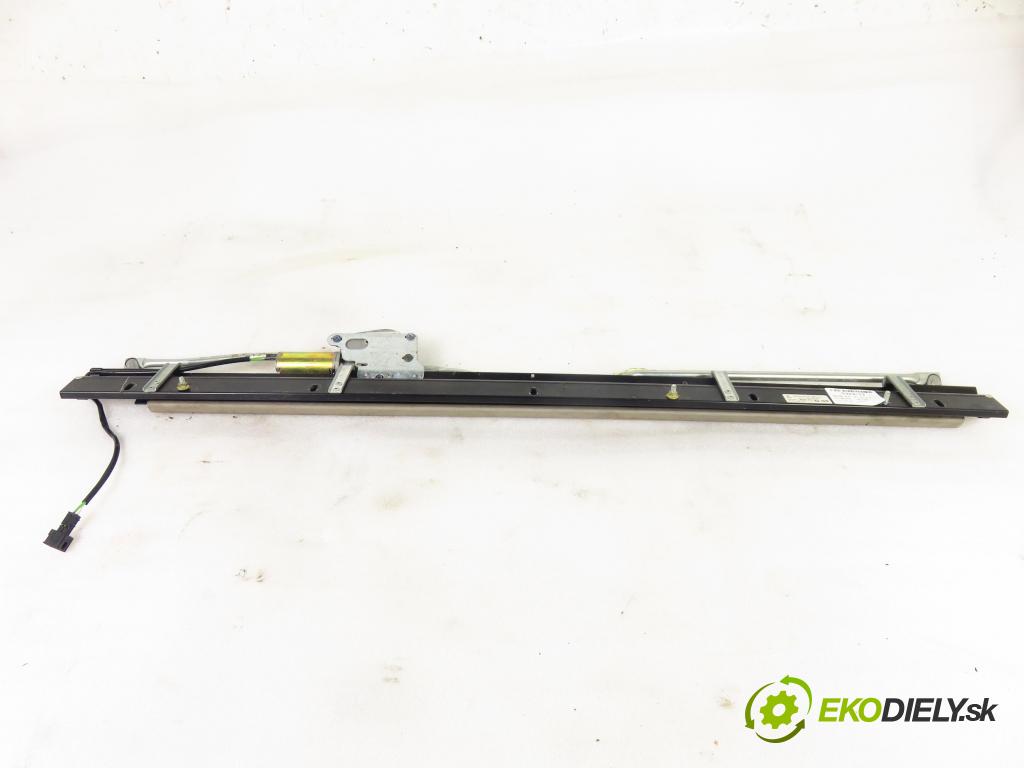 MERCEDES-BENZ KLASA S (W220) SEDAN 2001 165,00 S 320 (220.065, 220.165) - M 112.944 3199,00 Roleta okna 13610430000 (Ostatné)