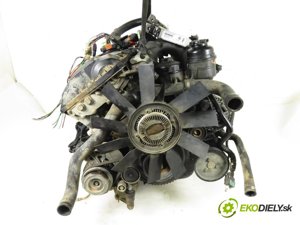 BMW 5 (E39) SEDAN 1996 100,00 520 i 136 - M52 B20 (206S3) 1991,00 Motor benz. M52B20