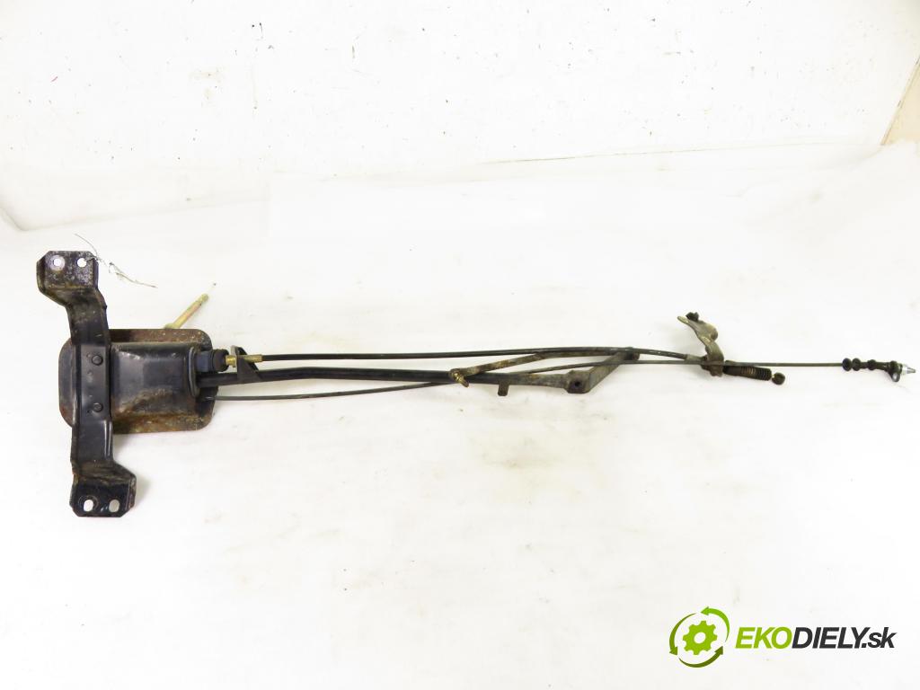 LANCIA Y (840_) HB 1998 40,00 1.1 (840AE) - 176 B2.000 1108,00 ZVEDÁK: 