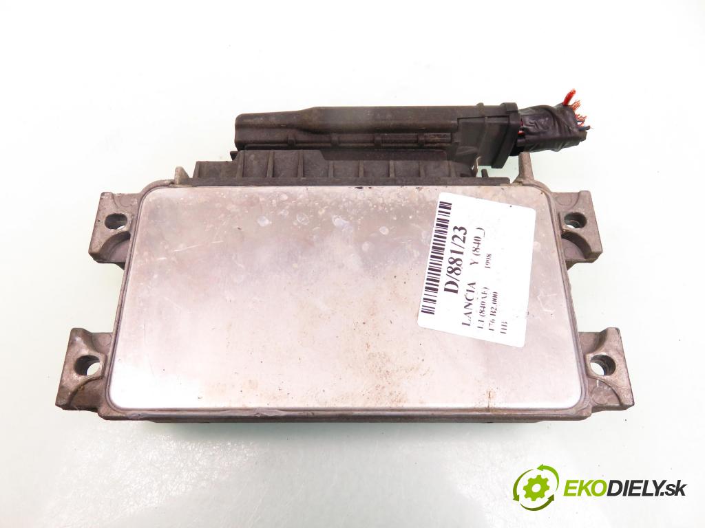LANCIA Y (840_) HB 1998 40,00 1.1 (840AE) - 176 B2.000 1108,00 Riadiaca jednotka Motor IAW16F3B ; 46545151 ; 6160209901Z