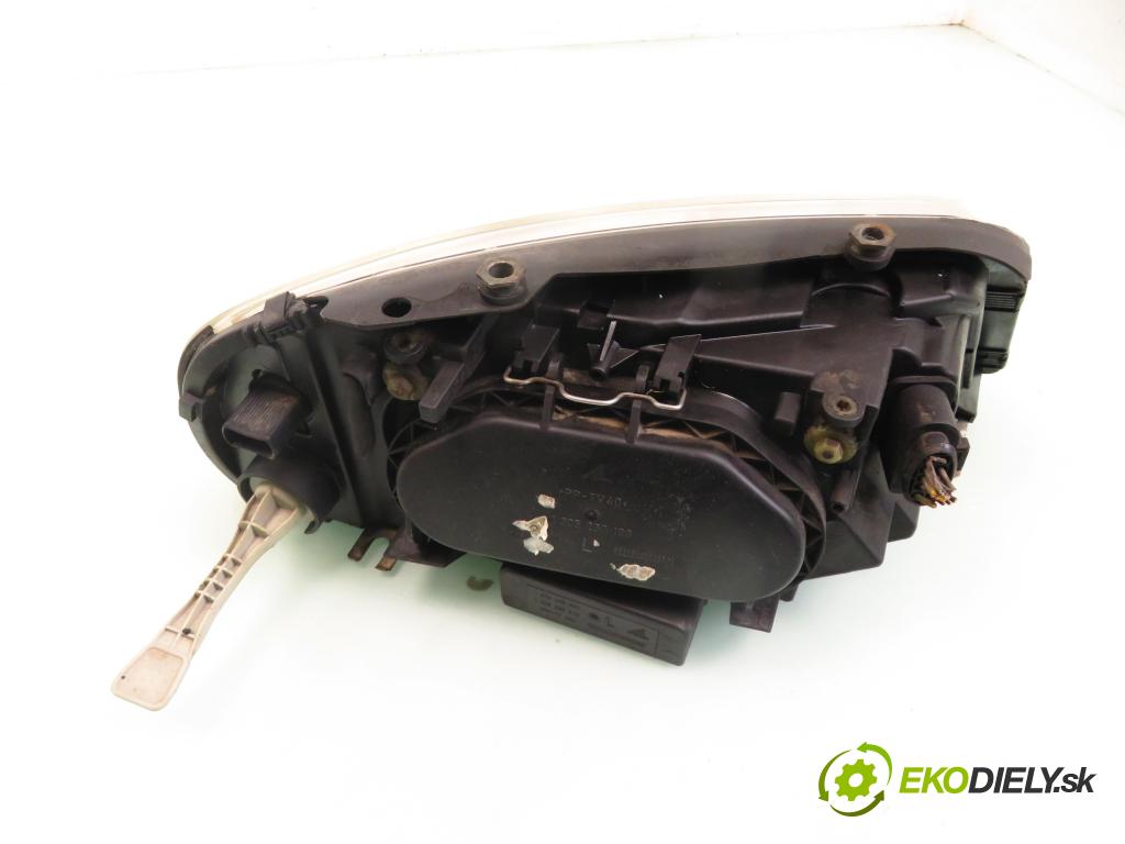 VW SHARAN (7M8, 7M9, 7M6) MINIVAN 2001 85,00 2 - ADY 1984,00 Svetlo LP 0301182201 ; 7M3941015AA