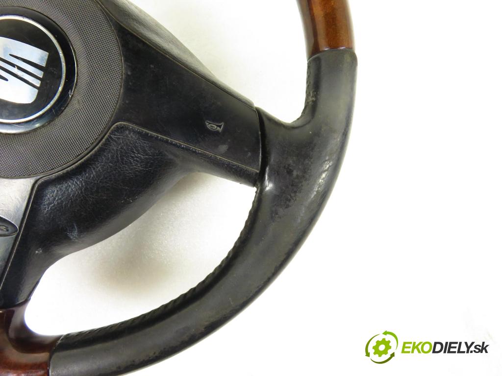 SEAT LEON (1M1) HB 2001 81,00 1.9 TDI - AHF 1896,00 Volant  (Volanty)