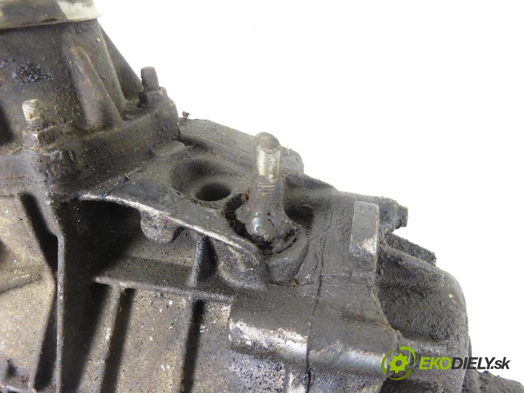 LAND ROVER FREELANDER (L314) TERENOWY 1999 72,00 2.0 DI 4x4 - 20 T2N 1994,00 Reduktor prevodovky 7891221811