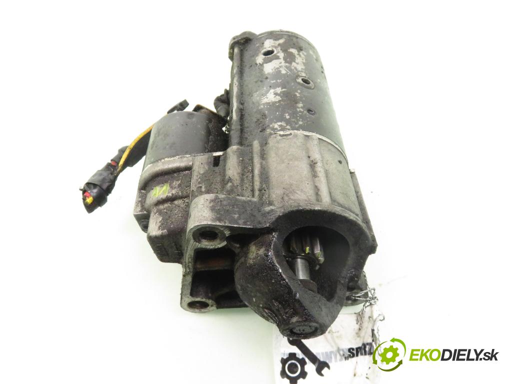 VOLVO V40 Kombi (645) KOMBI 1999 70,00 1.9 DI 95 - D 4192 T2 1870,00 Štartér D7R18 (Štartéry)