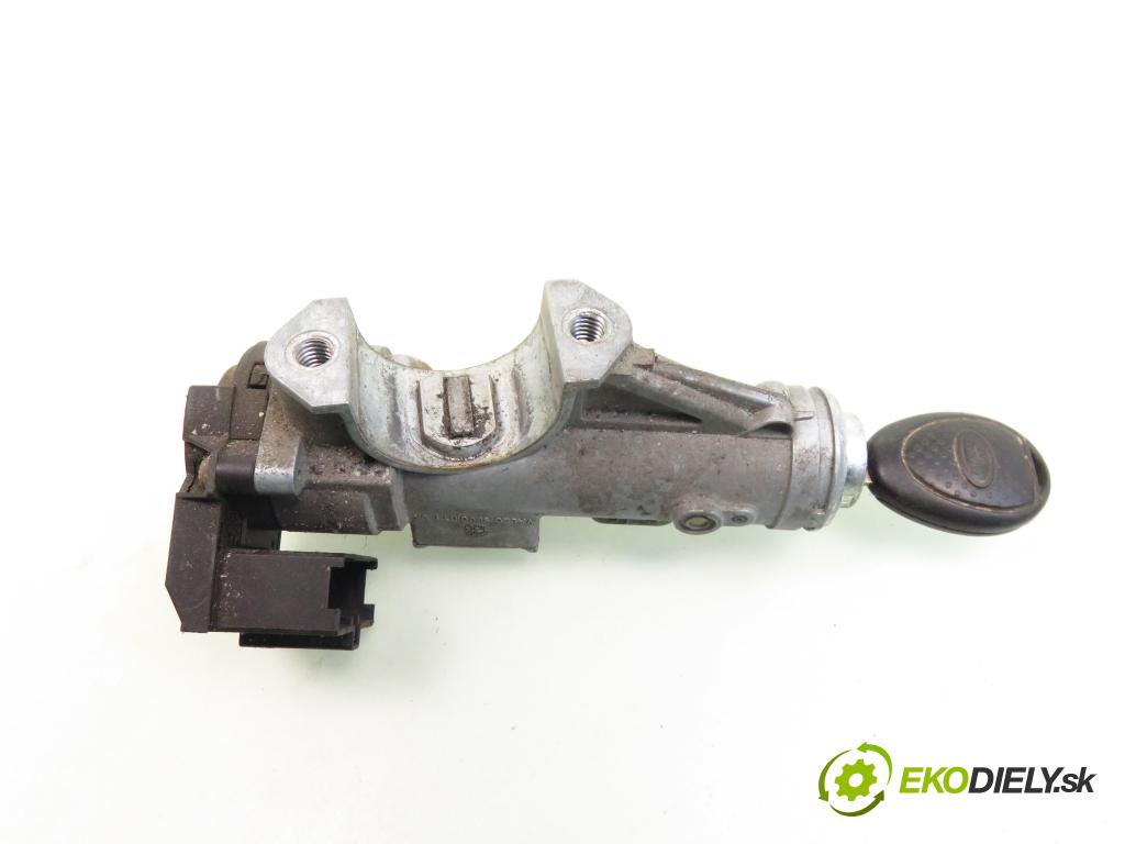 LAND ROVER FREELANDER (L314) TERENOWY 1999 72,00 2.0 DI 4x4 - 20 T2N 1994,00 spinačka YXB100350 ; 04152502 (Spínacie skrinky a kľúče)