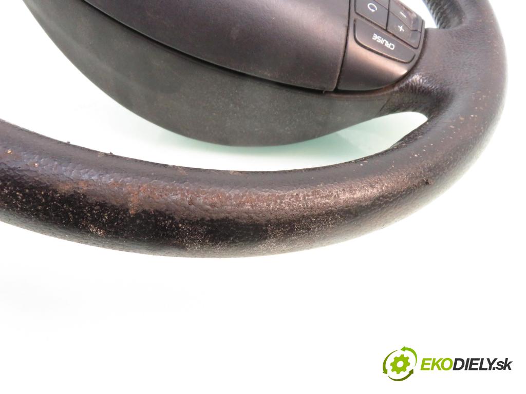 VOLVO V50 (MW) KOMBI 2005 100,00 2.0 D 136 - D 4204 T (PSA) 1997,00 Volant  (Volanty)