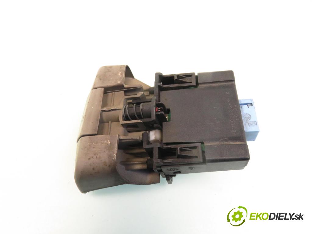RENAULT SCENIC II (JM0/1_) MULTIVAN 2004 88,00 1.9 dCi 120 - F9Q 812 1870,00 vypínač brzdy MANUÁLNY: 8200243681B