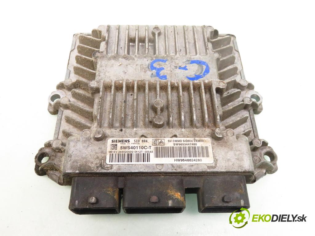 CITROEN C3 I (FC_) HB 2004 50,00 1.4 HDi 8V - 8HX 1398,00 řídící jednotka motora 5WS40110CT ; SW9653447480 ; HW9648624280