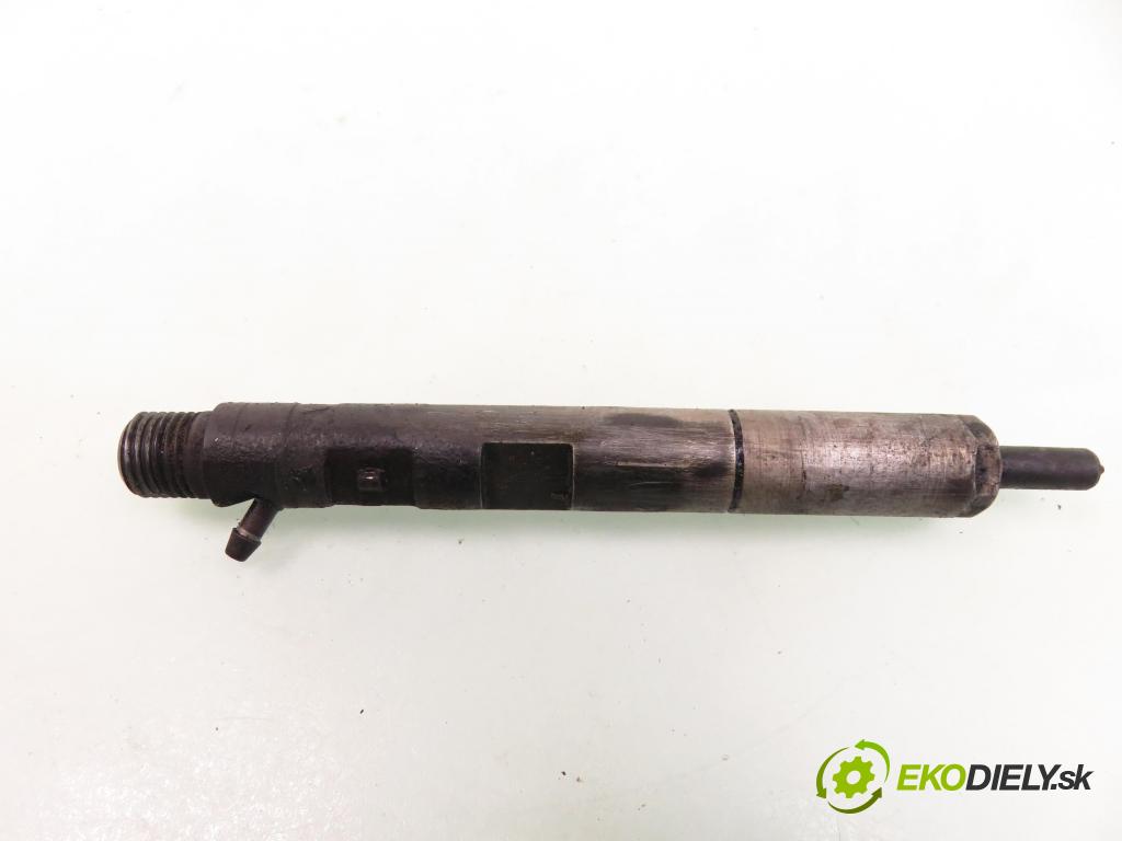 RENAULT CLIO II (BB_, CB_) HB 2001 50,00 1.5 dCi 68 - K9K 714 1461,00 vstrekovač EJBR03101D ; 8200421359 ; H8200421897 (Vstrekovače)