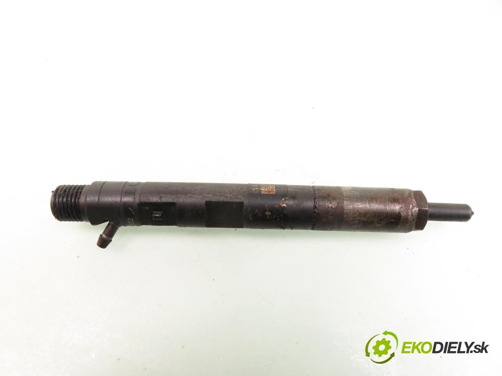 RENAULT CLIO II (BB_, CB_) HB 2001 50,00 1.5 dCi 68 - K9K 714 1461,00 vstrekovač EJBR03101D ; 8200421359 ; H8200421897 (Vstrekovače)