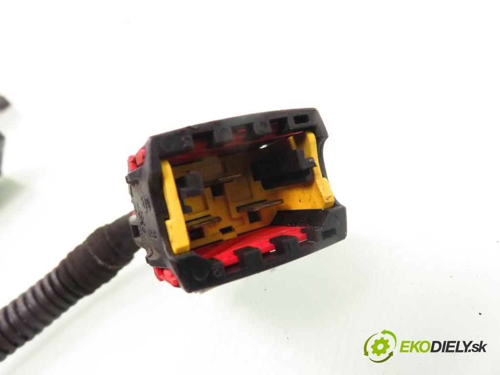 CITROEN XSARA PICASSO (N68) MINIVAN 2007 66,00 1.6 HDi - 9HX (DV6ATED4) 1560,00 topné těleso radiátor topení elektrická H4925 (Radiátory topení)