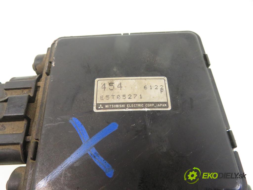 MITSUBISHI CARISMA (DA_) SEDAN 1997 92,00 1.8 16V GDI 125 - 4G93 (GDI) 1834,00 váha vzduchu vzduchu E5T05271