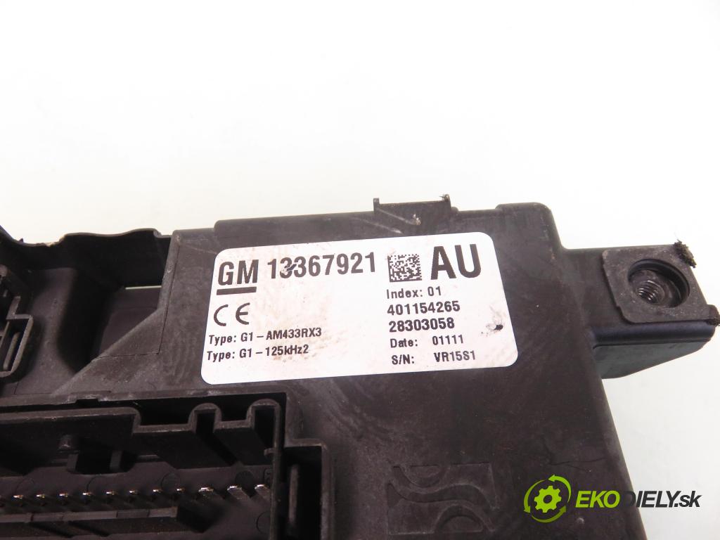 OPEL CORSA D (S07) HB 2011 74,00 1.4 - A 14 XER 1398,00 MODUL BSI 13367921
