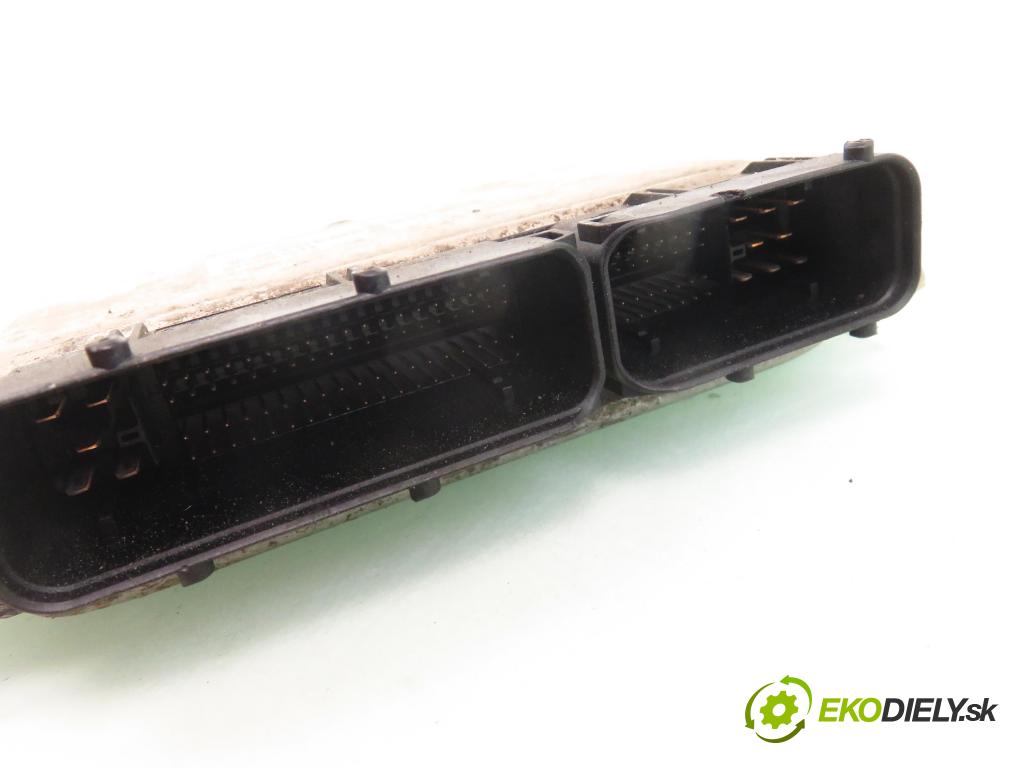 SEAT TOLEDO II (1M2) SEDAN 1960 81,00 1.9 TDI 110 - AHF 1896,00 Riadiaca jednotka Motor 038906012T ; 0281010060