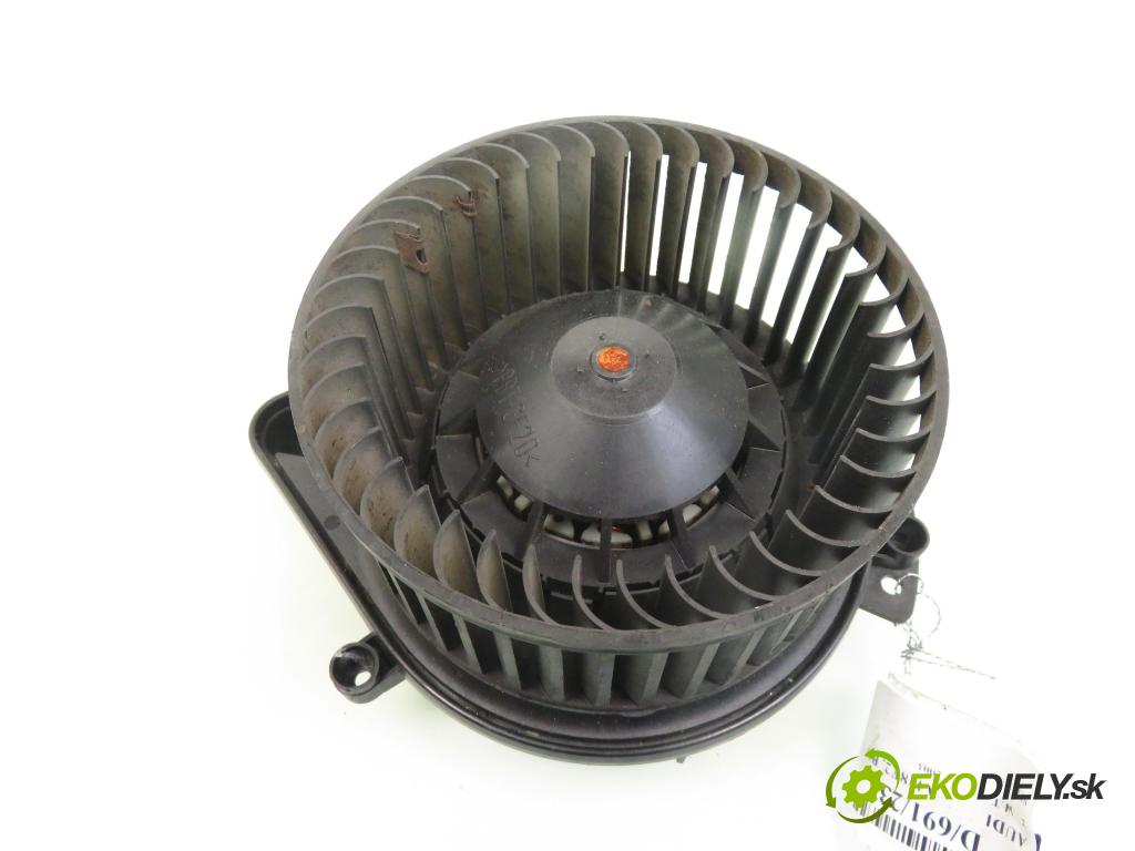 AUDI A4 (8E2, B6) SEDAN 2003 96,00 2.0 20V 130 - ALT 1984,00 Ventilátor vetráku 8E1820021E