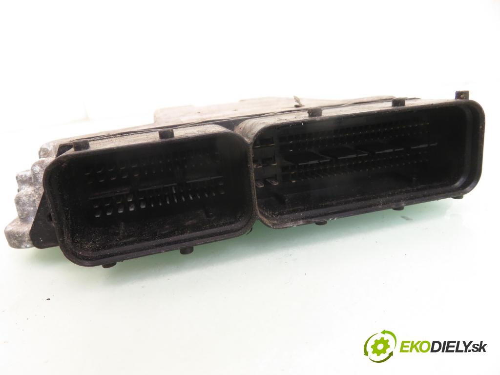 VW GOLF V (1K1) HB 2005 77,00 1.9 TDI - BXE 1896,00 Riadiaca jednotka Motor 03G906016DF ; 0281011901