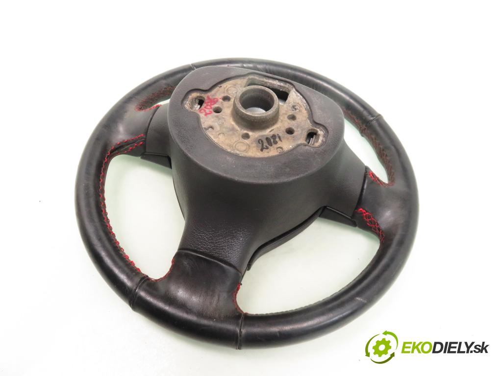 VW GOLF V (1K1) HB 2005 77,00 1.9 TDI - BXE 1896,00 Volant  (Volanty)